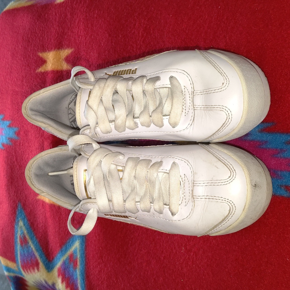 Puma Women Size 6 Roma Amor White & Metallic Holographic Platform Sneakers